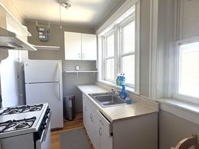 1633 Commonwealth Ave 12, Boston MA 02135