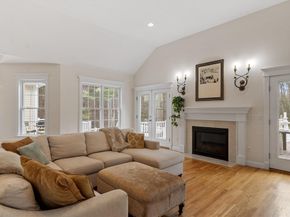 228 Devonshire Way, Lancaster MA 01523