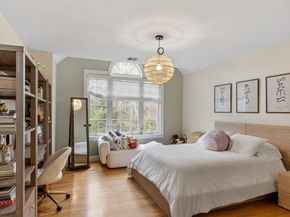 228 Devonshire Way, Lancaster MA 01523