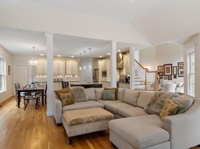 228 Devonshire Way, Lancaster MA 01523