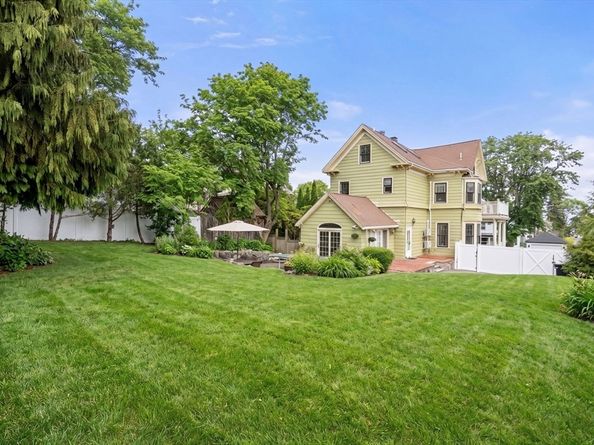 121 Prospect Ave, Quincy MA 02170