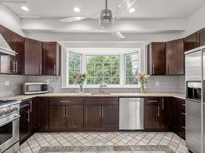 121 Prospect Ave, Quincy MA 02170