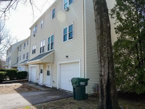 29 Towle Dr 29, Holden MA 01520
