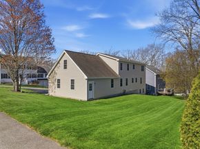 19 Brendan Rd, Clinton MA 01510