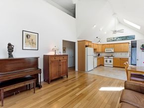 19 Brendan Rd, Clinton MA 01510