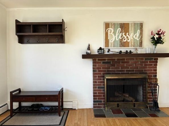 214 Sprague St, Dedham MA 02026