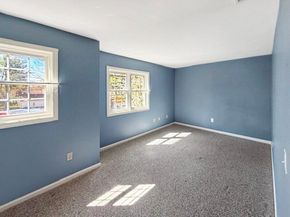 27 Heritage Dr 27, Northbridge MA 01588