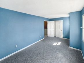 27 Heritage Dr 27, Northbridge MA 01588