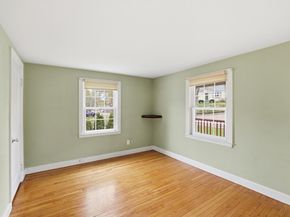 33 Julia Rd, Weymouth MA 02191