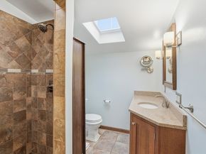 33 Julia Rd, Weymouth MA 02191