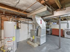 33 Julia Rd, Weymouth MA 02191