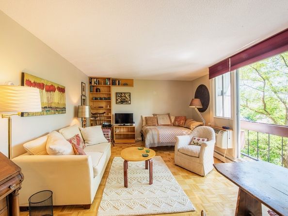 12 Inman St 33, Cambridge MA 02139