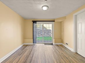9 Nirvana Dr 2E, Saugus MA 01906