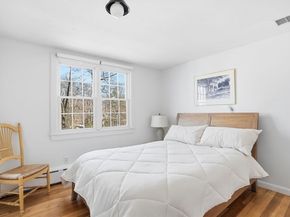 10 Boulder Glen Rd, Hingham MA 02043