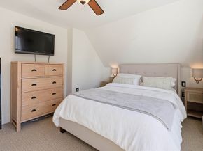 16 Orchard Ave, Wakefield MA 01880