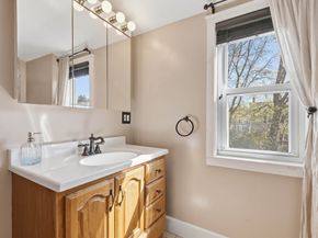 16 Orchard Ave, Wakefield MA 01880