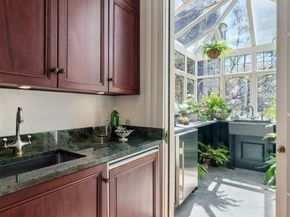 80 Pinckney Street, Boston MA 02114