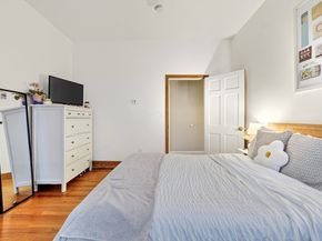760-762 E 5th St 1, Boston MA 02127
