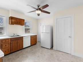 125 Main St, Rockport MA 01966