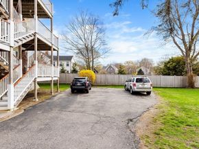 125 Main St, Rockport MA 01966