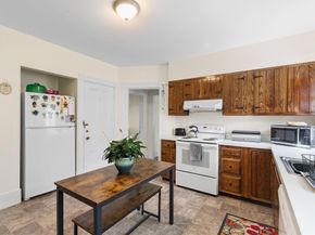 125 Main St, Rockport MA 01966