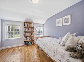 28 Lilly Ln, Dedham MA 02026