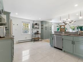 66 Pleasant St, Melrose MA 02176