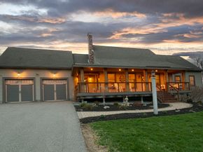 4 Lena Ln, Lunenburg MA 01462