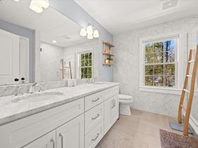 296 Wood St, Hopkinton MA 01748