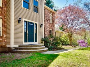 128 Upton Rd, Westborough MA 01581