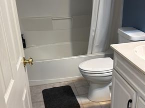 6 Tara Dr 5, Weymouth MA 02188