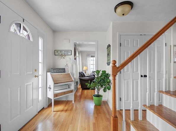 4 Brintnal Dr, Rutland MA 01543