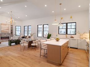 710-712 Watertown Street 712, Newton MA 02460