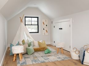 710-712 Watertown Street 712, Newton MA 02460