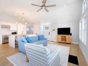 36 Canna Dr, Shrewsbury MA 01545