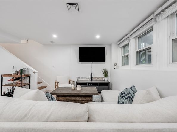 261 Silver St 1, Boston MA 02127
