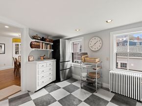 12 Darling St 2, Marblehead MA 01945