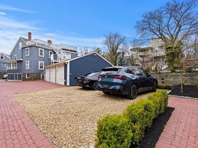 12 Darling St 2, Marblehead MA 01945