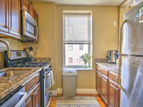 28 Chelsea St, Boston MA 02128