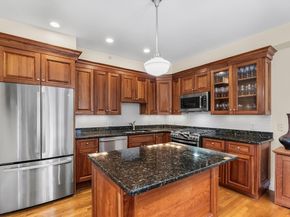 81 Forest St 81, Medford MA 02155