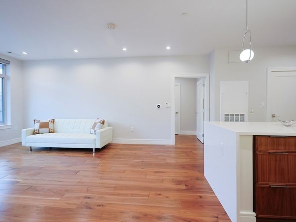 99 Sumner St 312, Boston MA 02128