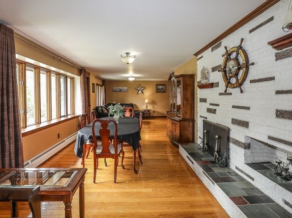 1480 Lancaster Ave, Lunenburg MA 01462
