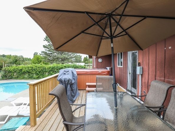 1480 Lancaster Ave, Lunenburg MA 01462