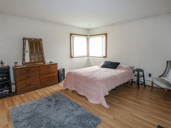1480 Lancaster Ave, Lunenburg MA 01462