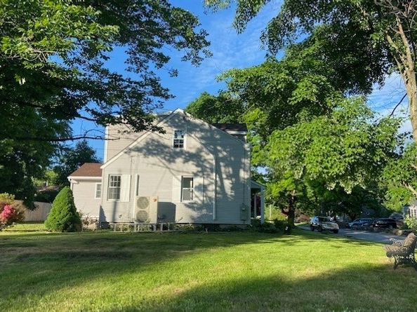 32 Meadow Road, Northborough MA 01532