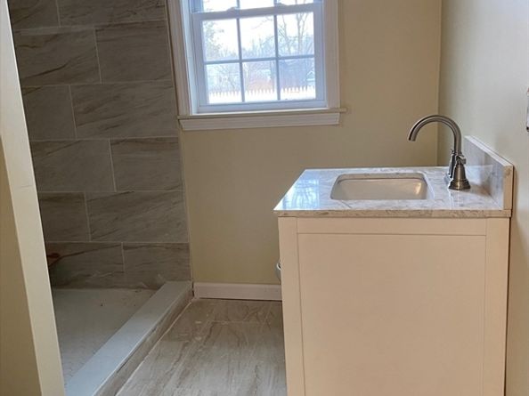 32 Meadow Road, Northborough MA 01532