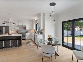 5 Oakridge Ave, Natick MA 01760