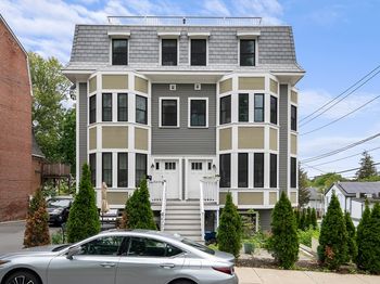 9 Cedar Street