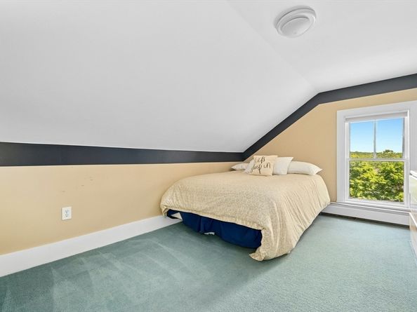 36 South St, Grafton MA 01519