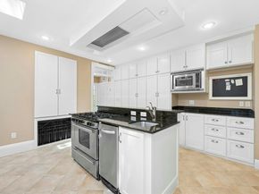 36 South St, Grafton MA 01519